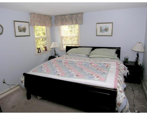 10 Aqueduct Road Wayland, MA 01778 - Photo 7 of 9 Gallery Image 7