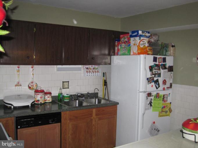 9425 Taney Road Manassas, VA 20110 - Photo 13 of 14 Kitchen #2