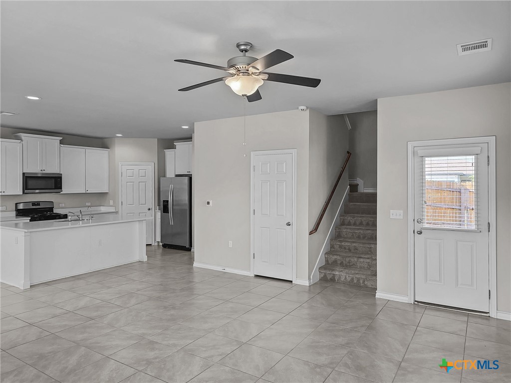 11701 Prado Ranch Boulevard Austin, TX 78725 - Photo 8 of 30 Great Room
