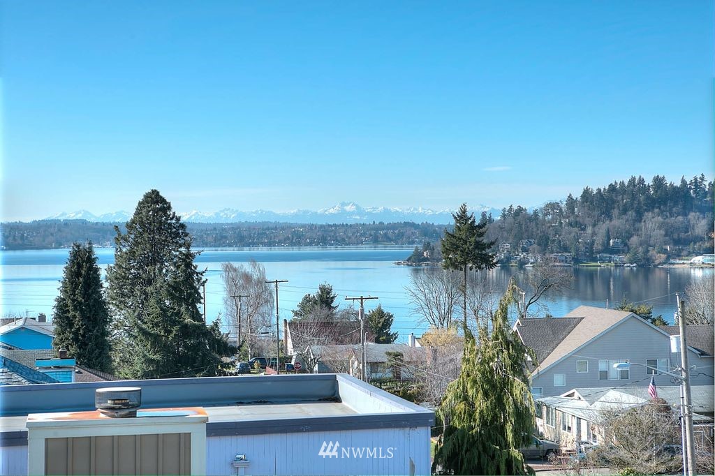 1009 North 33rd Street Renton, WA 98056 - Photo 14 of 15 Gallery Image 14