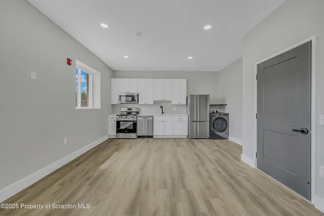 $995 | 215 Hickory Street, Unit 10, Scranton, PA 18505