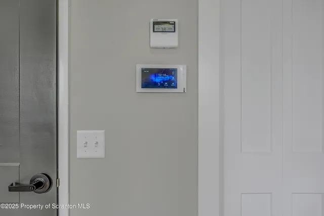 $995 | 215 Hickory Street, Unit 10, Scranton, PA 18505