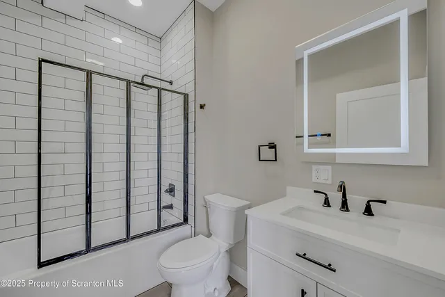 $995 | 215 Hickory Street, Unit 10, Scranton, PA 18505