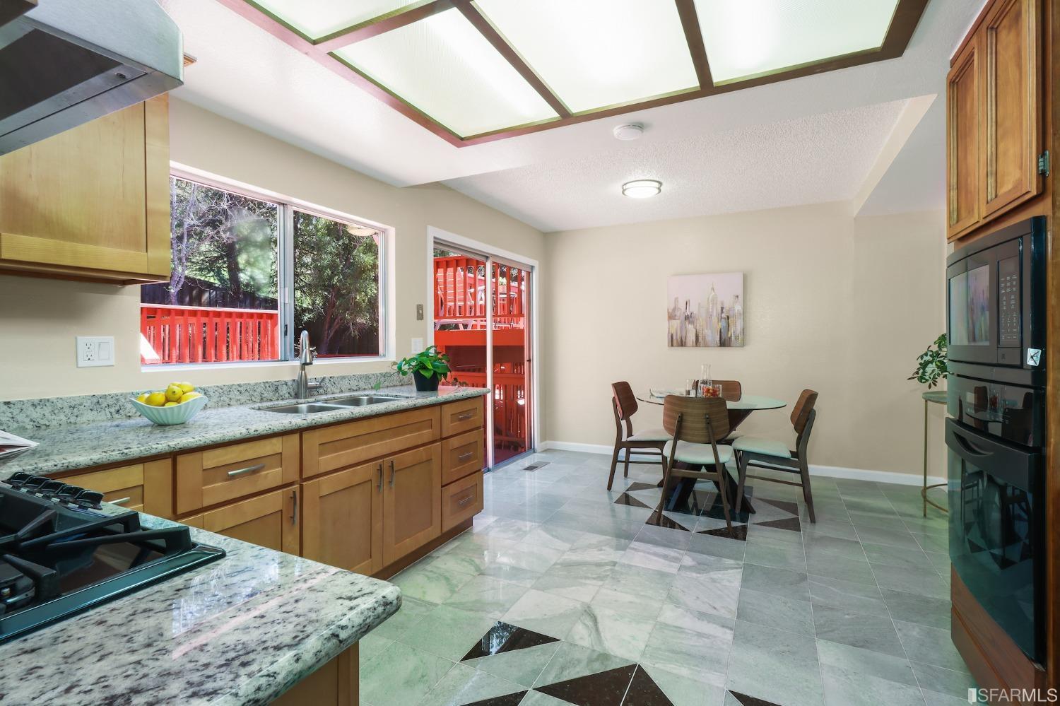 828 Maison Way Richmond, CA 94803 - Photo 10 of 36