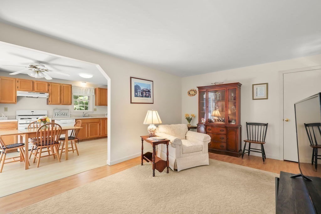4 Ryder Circle Sandwich, MA 02563 - Photo 9 of 40