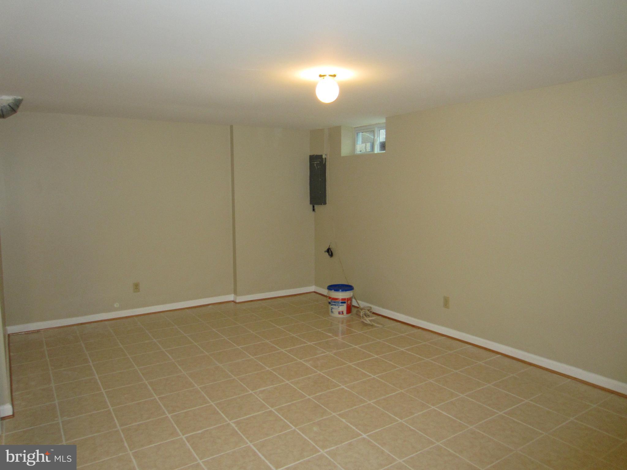 6486 Franconia Road Springfield, VA 22150 - Photo 14 of 16 a view of an empty room