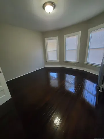 $1,825 | 432 Dixwell Avenue, New Haven, CT 06511