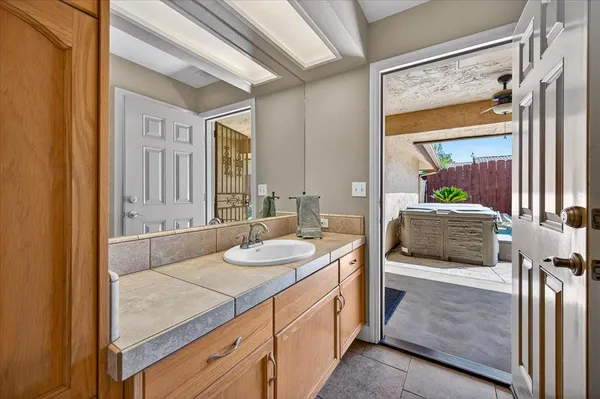 $625,000 | 288 West Paul Avenue, Clovis, CA 93612