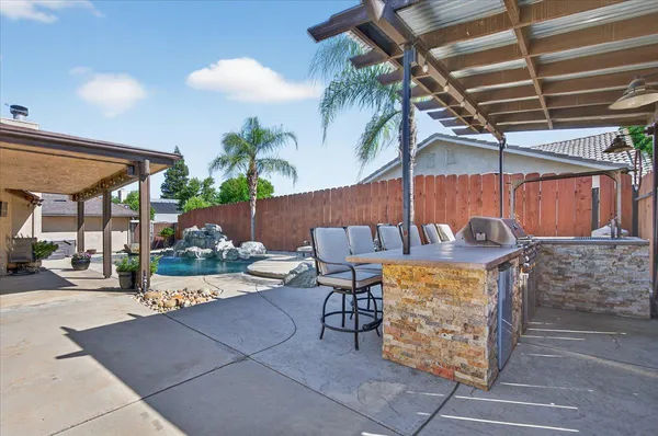 $625,000 | 288 West Paul Avenue, Clovis, CA 93612