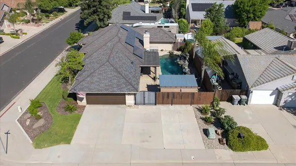 $625,000 | 288 West Paul Avenue, Clovis, CA 93612