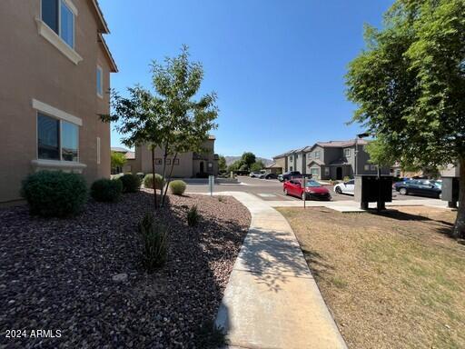 1742 West Pollack Street Phoenix, AZ 85041 - Photo 4 of 28 2