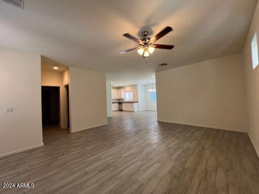 1742 West Pollack Street Phoenix, AZ 85041 - Photo 8 of 28 15