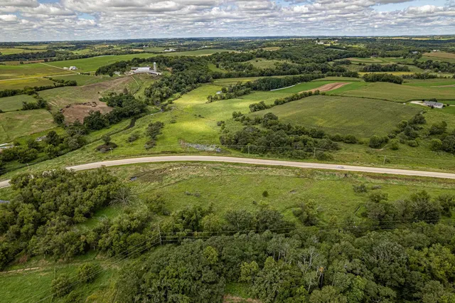 $558,000 | 50 Hwy 78, Blanchardville, WI 53516