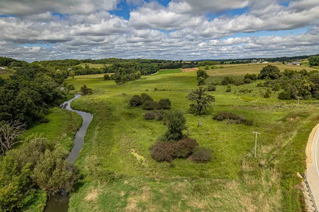 $558,000 | 50 Hwy 78, Blanchardville, WI 53516