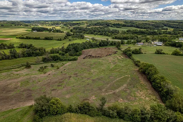 $558,000 | 50 Hwy 78, Blanchardville, WI 53516