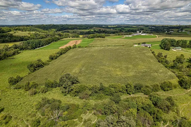 $558,000 | 50 Hwy 78, Blanchardville, WI 53516