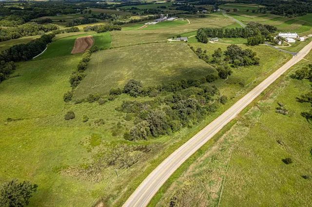$558,000 | 50 Hwy 78, Blanchardville, WI 53516