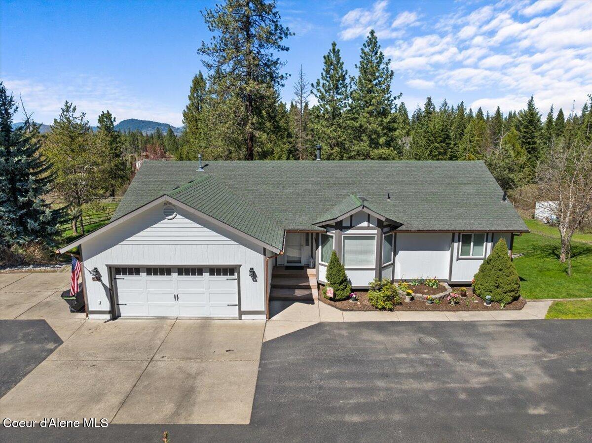 2447 East Garwood Road Hayden, ID 83835 - Photo 2 of 55 Front of Home