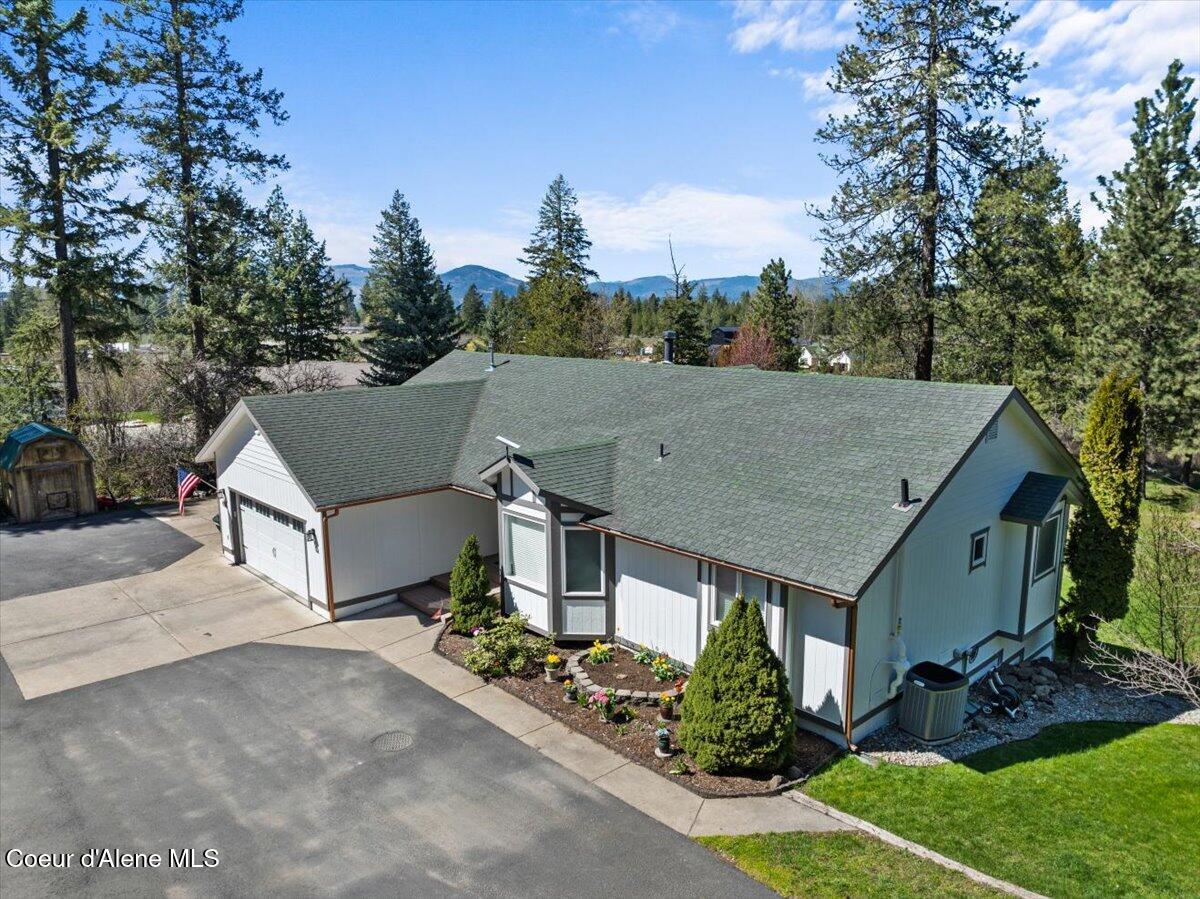 2447 East Garwood Road Hayden, ID 83835 - Photo 4 of 55 Front Angle of Home