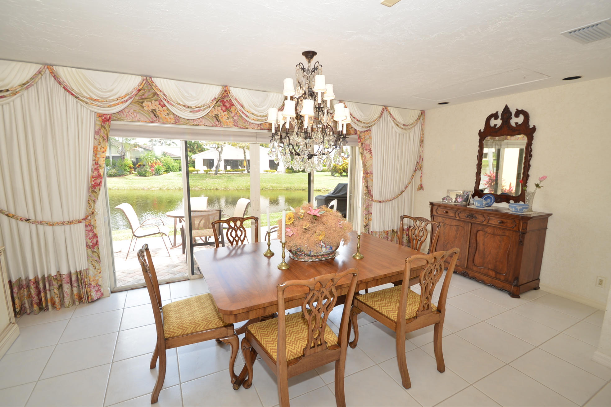 7012 Woodbridge Circle Boca Raton, FL 33434 - Photo 17 of 35 Dining Room