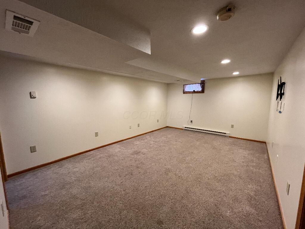 1372 Tera Alta Road Columbus, OH 43207 - Photo 21 of 40 20