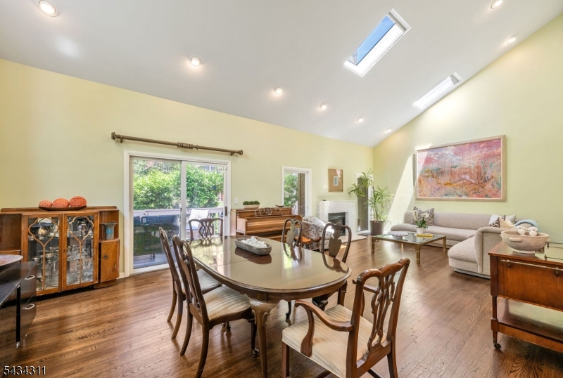 27 Moran Road West Orange, NJ 07052 - Photo 14 of 42