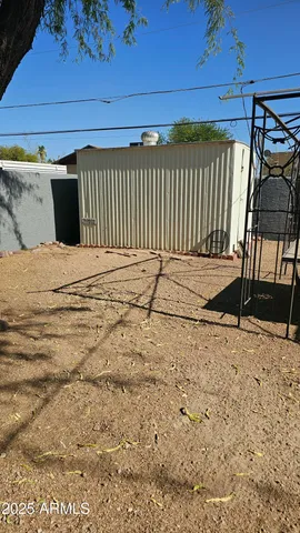 $300,000 | 265 West 17th Avenue, Apache Junction, AZ 85120