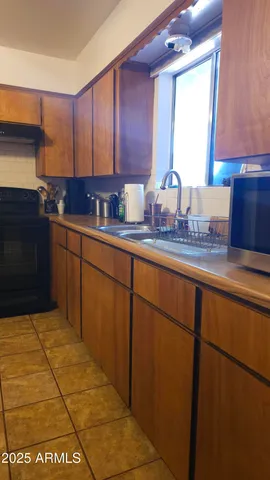 $300,000 | 265 West 17th Avenue, Apache Junction, AZ 85120