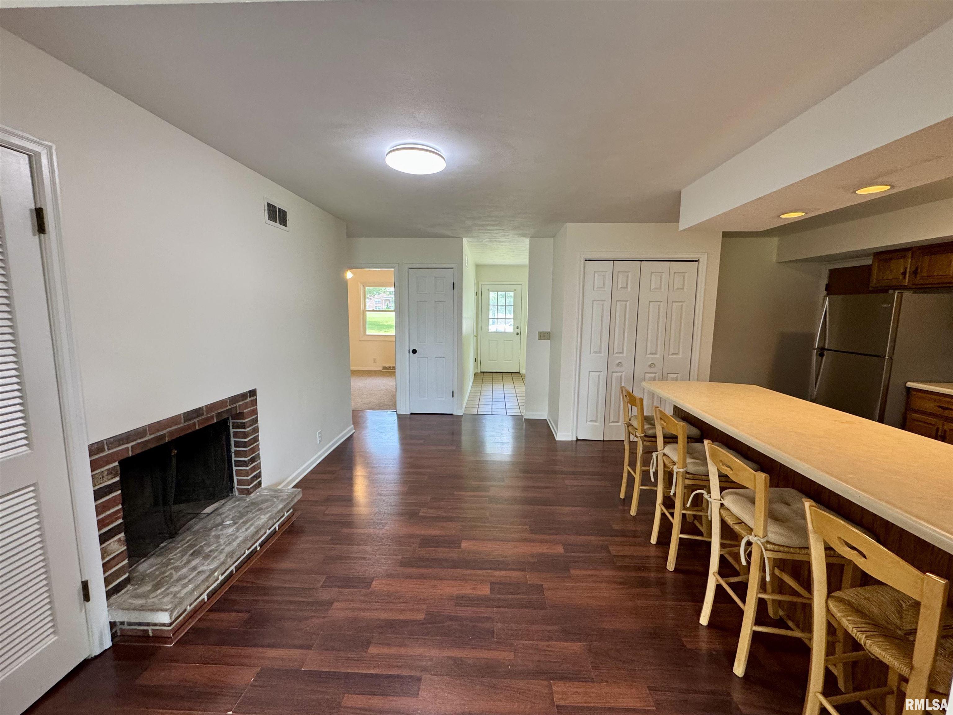 133 Holden Drive Macomb, IL 61455 - Photo 6 of 37