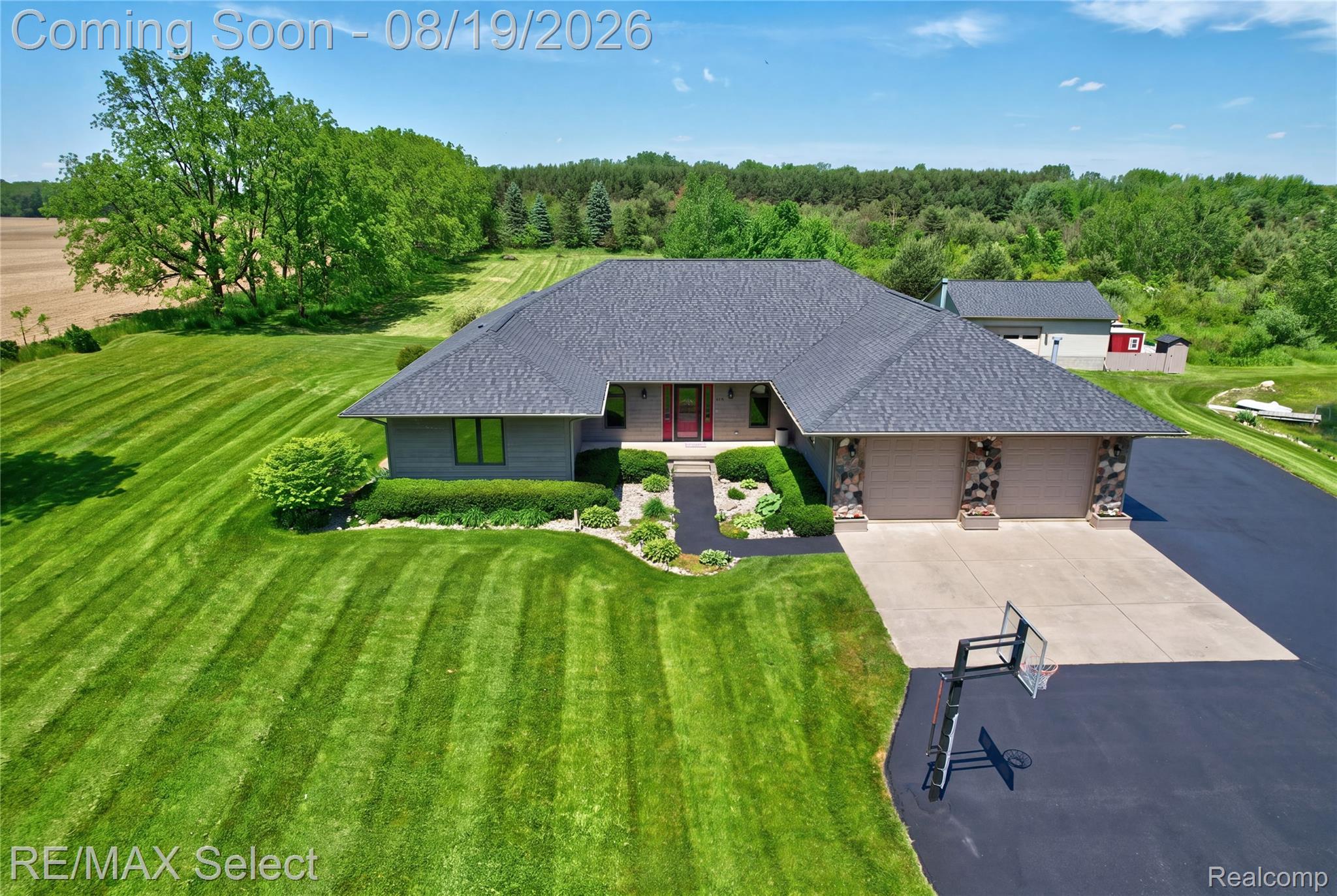 9120 Ray Road Gaines, MI 48436 - Photo 2 of 77 9120 Ray Rd 002.jpg