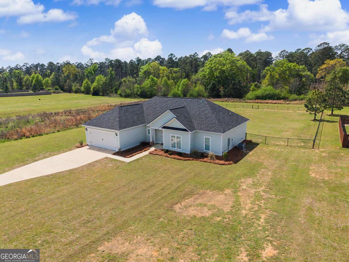 128 Scarlet Way Leesburg, GA 31763 - Photo 3 of 38