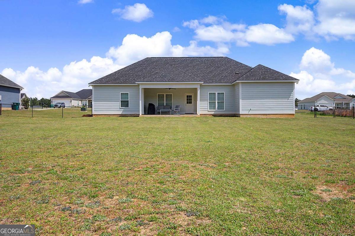 128 Scarlet Way Leesburg, GA 31763 - Photo 6 of 38