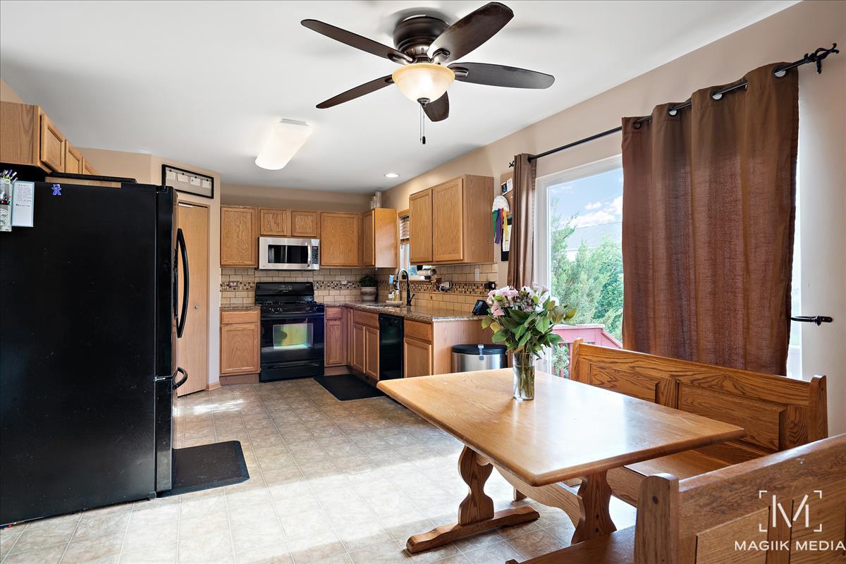 2289 Grand Pointe Trail Aurora, IL 60503 - Photo 6 of 25