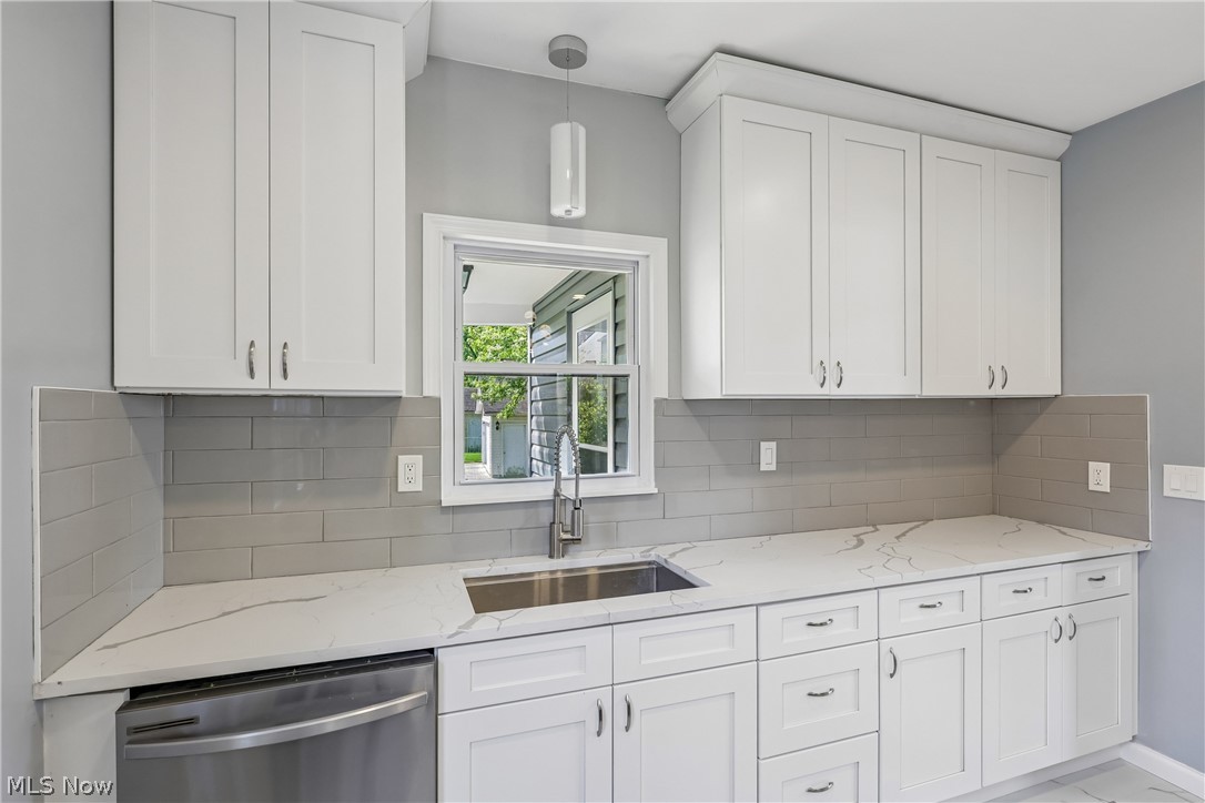 4012 Bluestone Road Cleveland, OH 44121 - Photo 14 of 25
