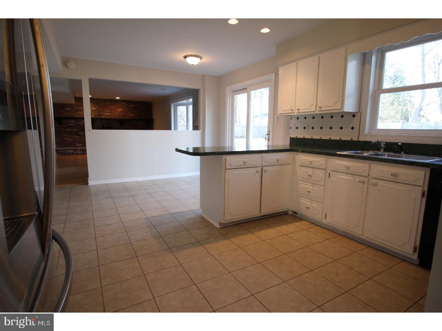 356 Margery Road Yardley, PA 19067 - Photo 6 of 25 Gallery Image 6