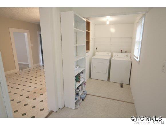 430 Higate Road Hendersonville, NC 28791 - Photo 11 of 15 Gallery Image 11