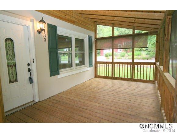 430 Higate Road Hendersonville, NC 28791 - Photo 3 of 15 Gallery Image 3