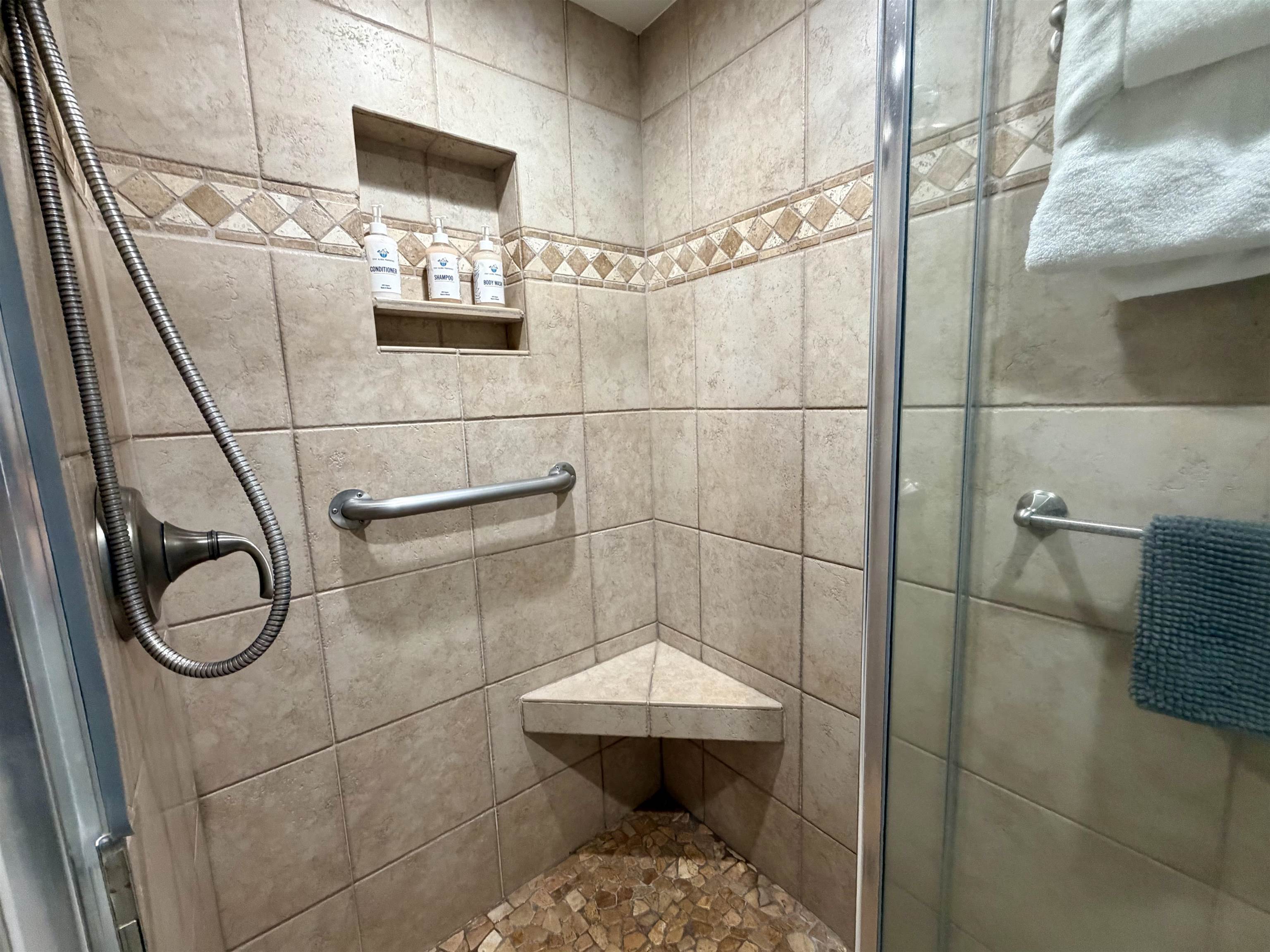 3543 Lower Honoapiilani Road, Unit E206 Lahaina, HI 96761 - Photo 15 of 29