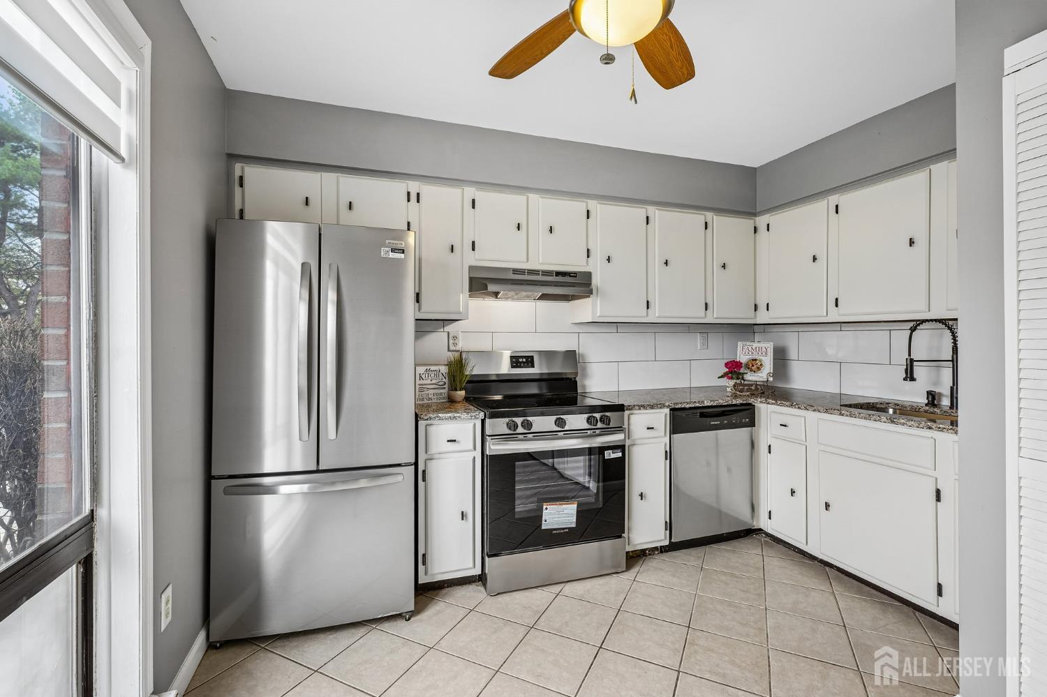597 Auten Road, Unit 1 Hillsborough, NJ 08844 - Photo 11 of 27