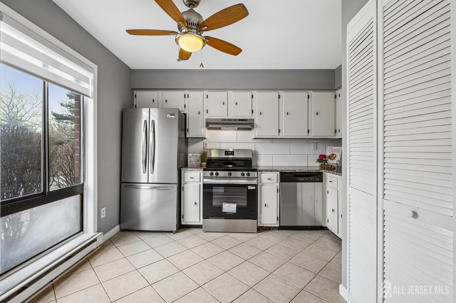 597 Auten Road, Unit 1 Hillsborough, NJ 08844 - Photo 12 of 27