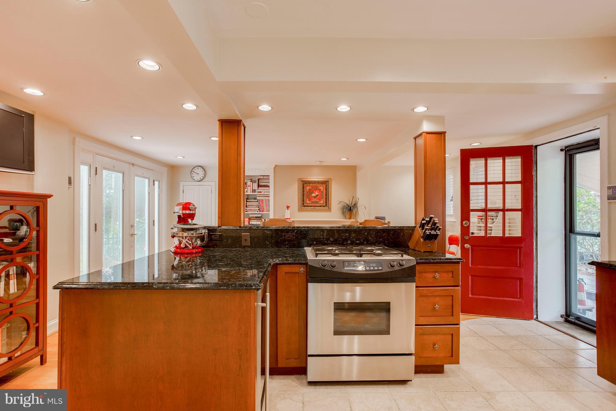 205 Kemble Road Baltimore, MD 21218 - Photo 11 of 30 Kitchen