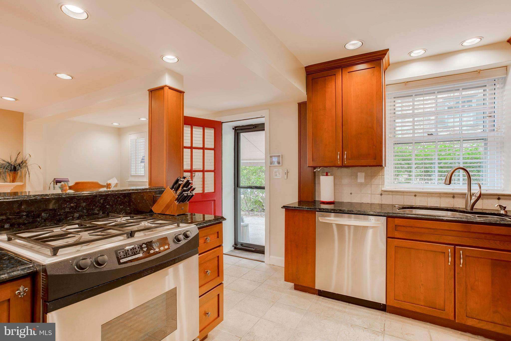 205 Kemble Road Baltimore, MD 21218 - Photo 13 of 30 Kitchen