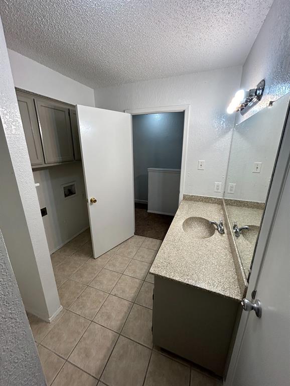 3006 West Sycamore Circle Euless, TX 76040 - Photo 13 of 16 a view of a livingroom with furniture and a staircase