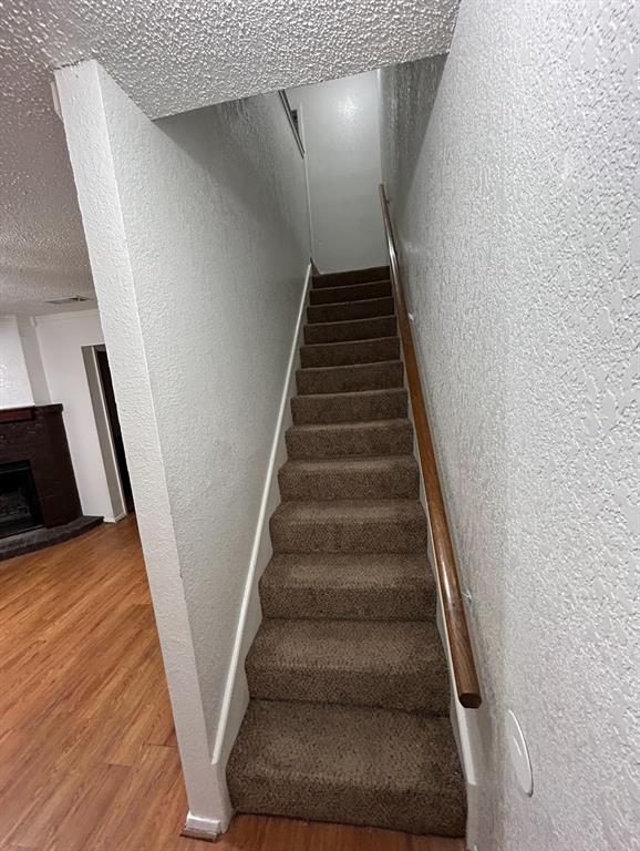 3006 West Sycamore Circle Euless, TX 76040 - Photo 9 of 16 a view of entryway