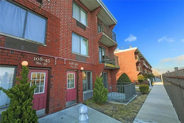 $389,000 | 108-49 Seaview Avenue, Unit 29B | Canarsie