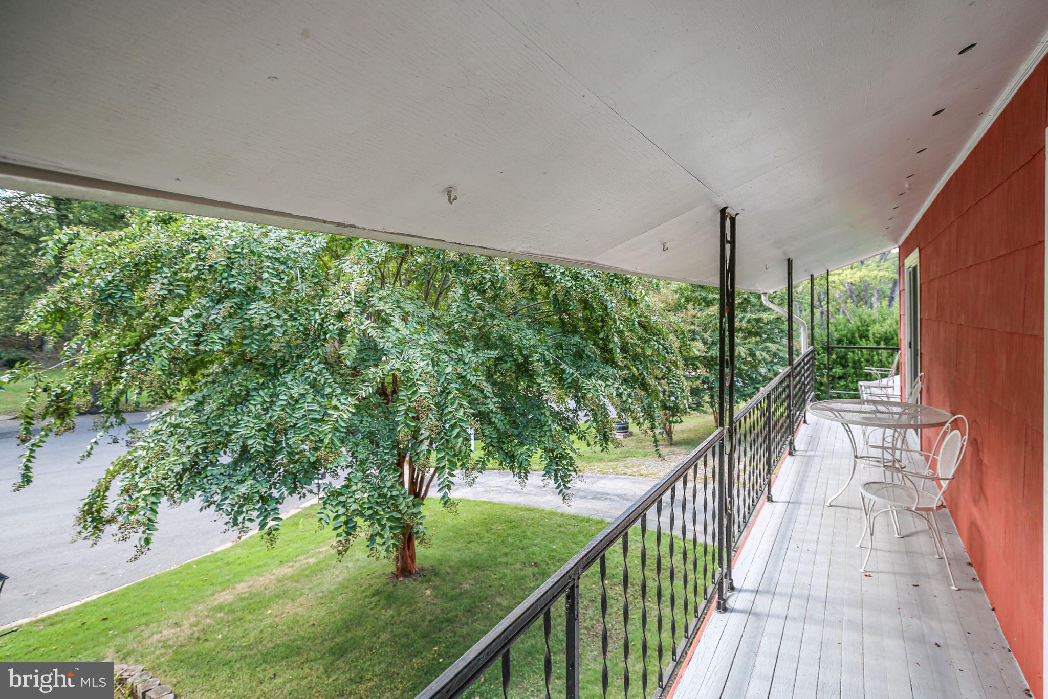 19007 Red Oak Lane Triangle, VA 22172 - Photo 6 of 34 a view of a yard with large trees