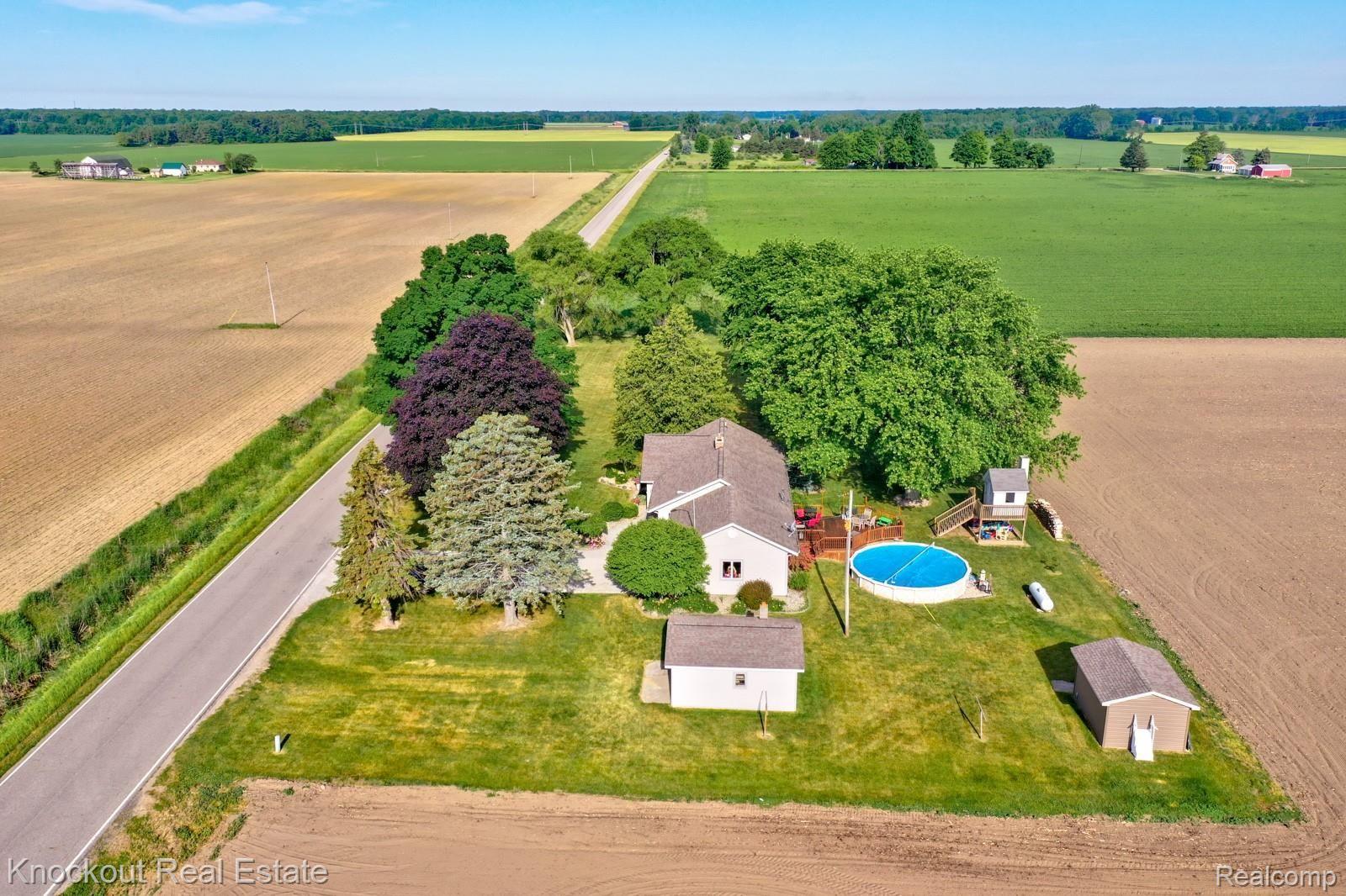 7850 Barnes Road Millington, MI 48746 - Photo 3 of 58 7860 Barnes Rd Millington-51.jpg