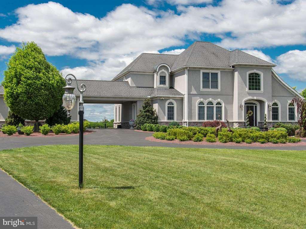 49 Lewis Road Annville, PA 17003 - Photo 2 of 25 Gallery Image 2