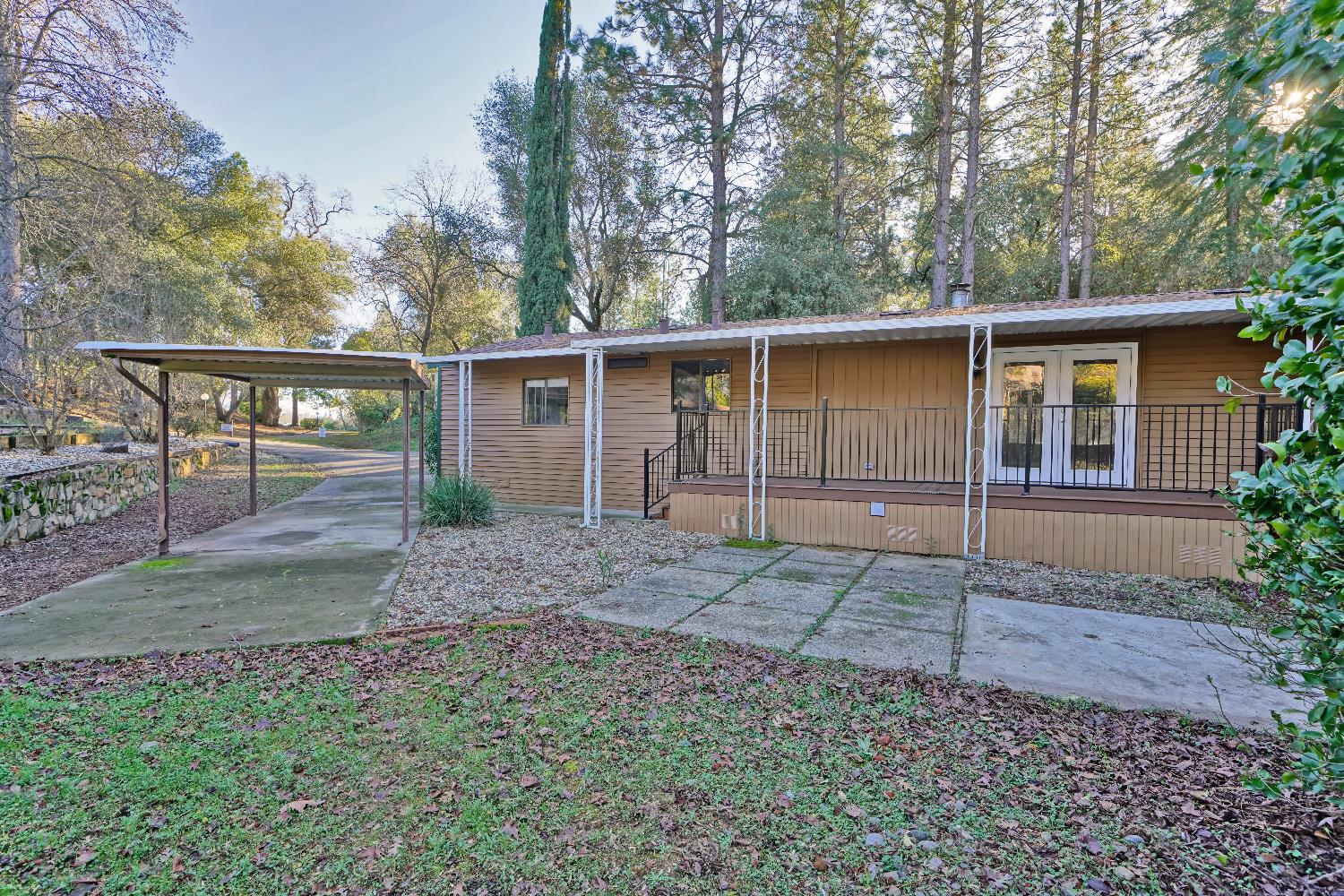 4420 Pleasant Valley Road, Unit 155 Diamond Springs, CA 95619 - Photo 3 of 42 a view of a backyard
