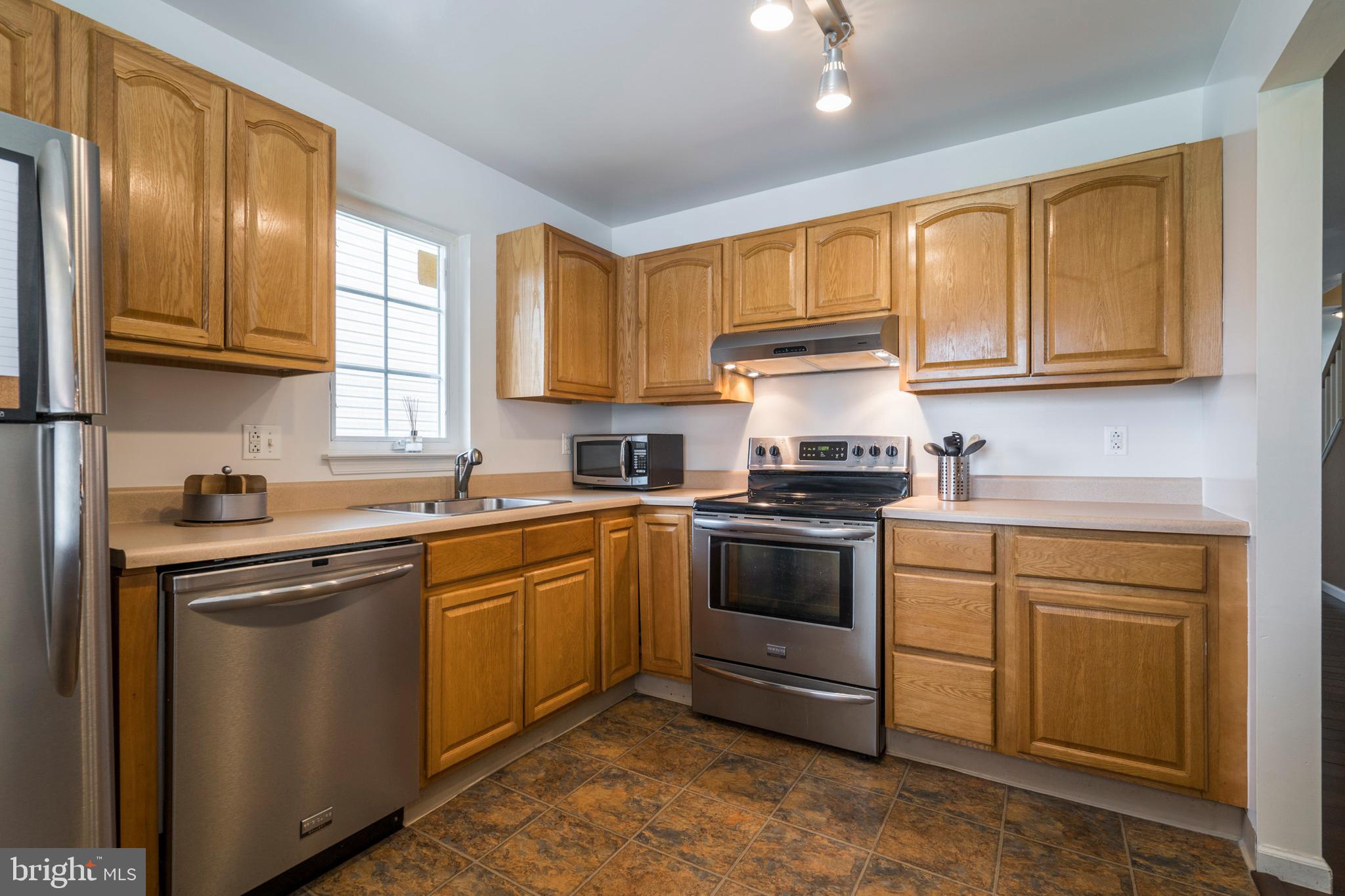 3732 Merrick Road Philadelphia, PA 19129 - Photo 11 of 28 Gallery Image 11